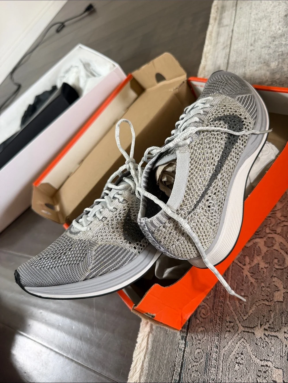 Nike Women's Flyknit Racer Running Shoes - Light Gray/White